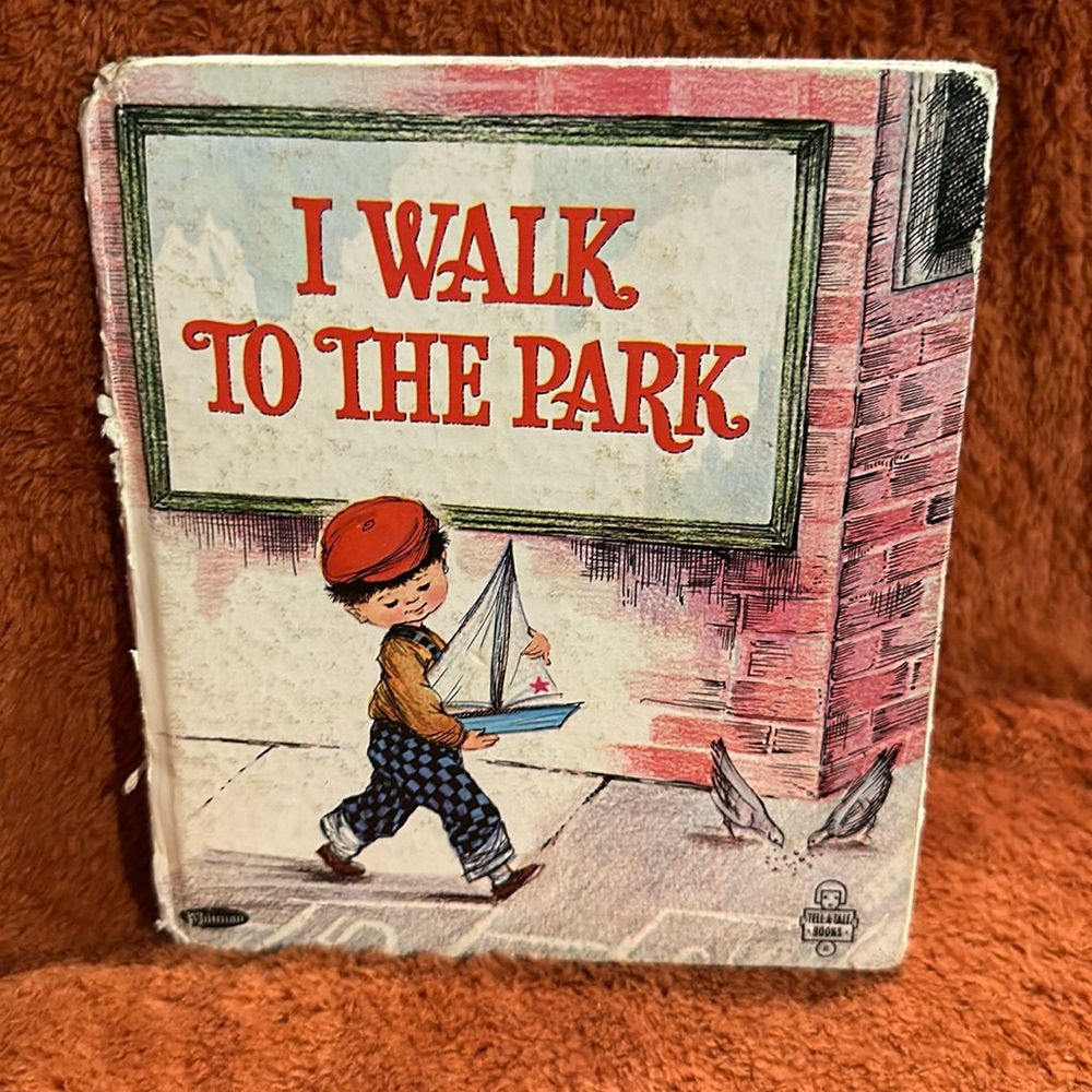 I walk to the park ( tell- a tale books )